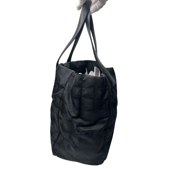 CHANEL Black Nylon Travel Line Tote Bag - Picture 4 of 16